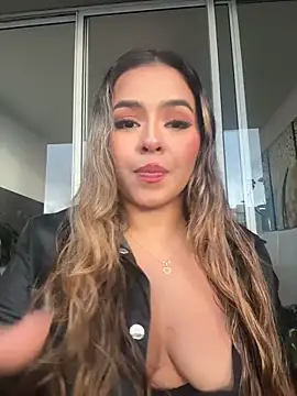 Snapshot of itsdanividarte chatting on 10-11-25, 09:57 itsdanividarte online show from 10-11-25, 09:57