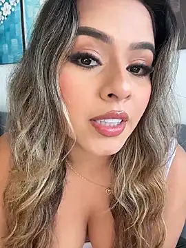 Snapshot of itsdanividarte chatting on 11-25-25, 09:37 itsdanividarte online show from 11-25-25, 09:37