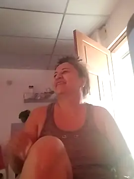 MEYBELLATINA online show from 01-31-26, 10:08