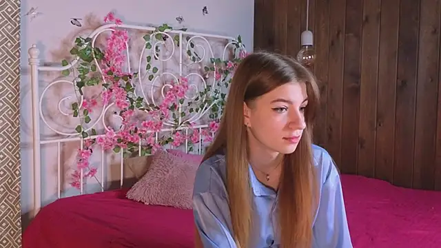 Snapshot of TawanaWalleck chatting on 10-07-25, 07:11 TawanaWalleck online show from 10-07-25, 07:11