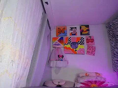 Snapshot of Nahomyyy chatting on 02-02-26, 12:15 Nahomyyy online show from 02-02-26, 12:15