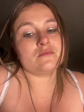 Snapshot of BuzzBunni69 chatting on 02-06-26, 11:13 BuzzBunni69 online show from 02-06-26, 11:13