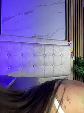 Honey noir online show from 01-10-26, 07:15