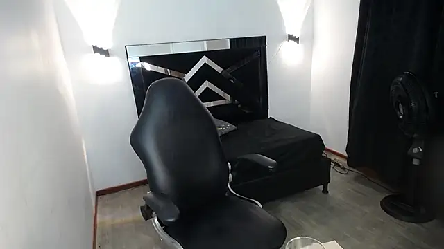 MarianaRojas  online show from 03-14-26, 11:32