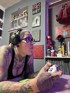 inkdmagz online show from 11-18-25, 08:24