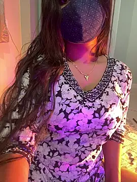 Snapshot of Lisa_afreen chatting on 12-21-25, 04:36 Lisa afreen online show from 12-21-25, 04:36