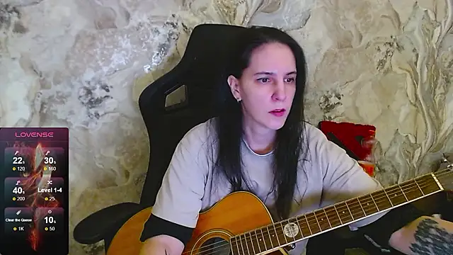 Irwi Tomboy online show from 03-25-26, 03:18