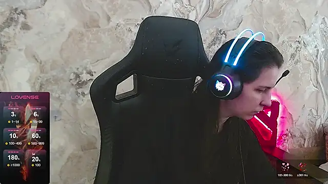 Irwi Tomboy online show from 04-15-26, 11:17