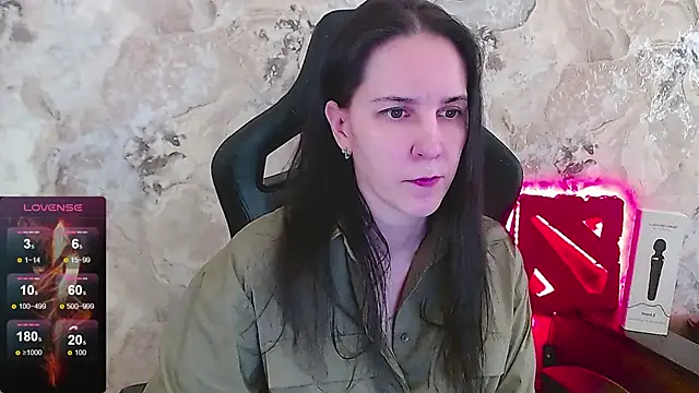 Irwi Tomboy online show from 04-20-26, 01:14