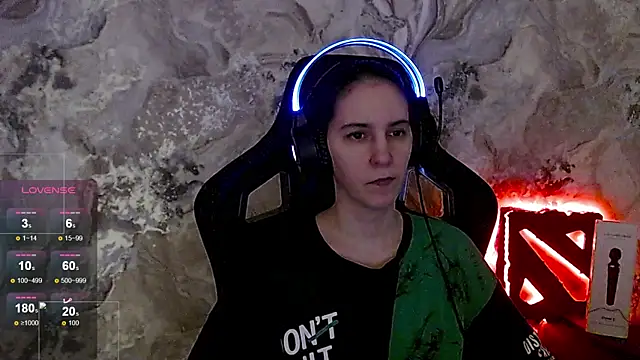 Irwi Tomboy online show from 06-13-26, 03:10