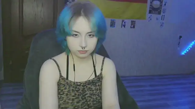 Snapshot of LeisaHopperstad chatting on 02-14-26, 02:58 LeisaHopperstad online show from 02-14-26, 02:58