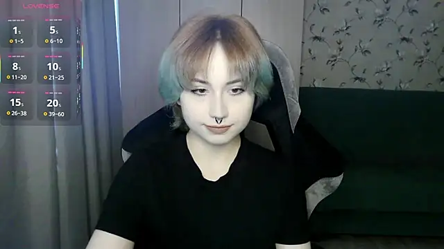 LeisaHopperstad online show from 05-18-26, 12:11