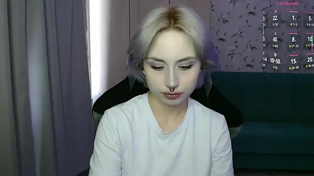 LeisaHopperstad online show from 07-20-26, 10:39