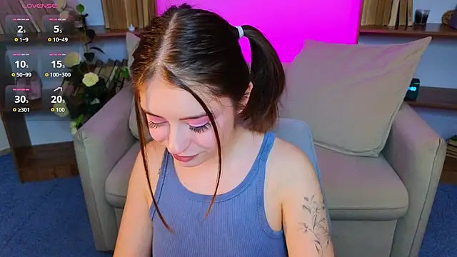  Amelia Shine  online show from 11-04-25, 01:59