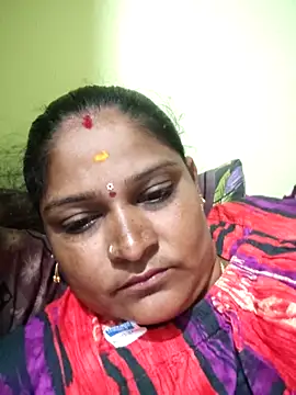 navyasree143 online show from 11-16-25, 04:34