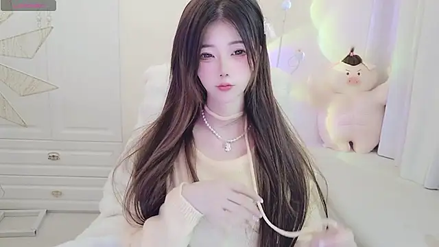 Snapshot of Coco-Di chatting on 12-15-25, 02:38 Coco-Di online show from 12-15-25, 02:38