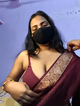 Snapshot of Queen_Shanayaa chatting on 10-02-25, 08:10 Queen Shanayaa online show from 10-02-25, 08:10