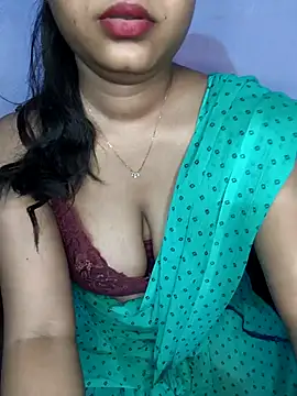 Snapshot of Queen_Shanayaa chatting on 10-09-25, 11:41 Queen Shanayaa online show from 10-09-25, 11:41
