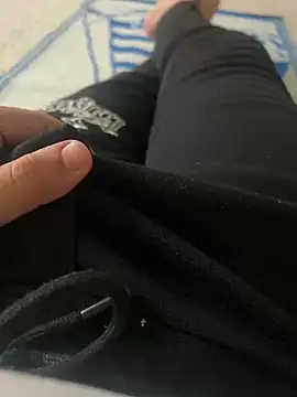 0Mid00 online show from 10-11-25, 08:57