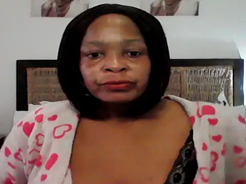 Snapshot of Blacksashaxx chatting on 05-06-26, 07:24 Blacksashaxx online show from 05-06-26, 07:24