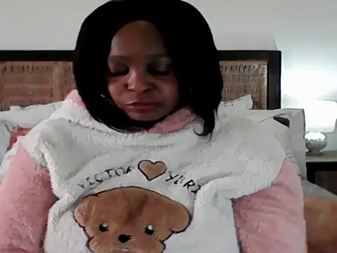 Snapshot of Blacksashaxx chatting on 05-29-26, 12:58 Blacksashaxx online show from 05-29-26, 12:58