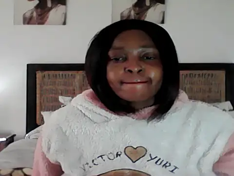 Snapshot of Blacksashaxx chatting on 06-07-26, 10:52 Blacksashaxx online show from 06-07-26, 10:52