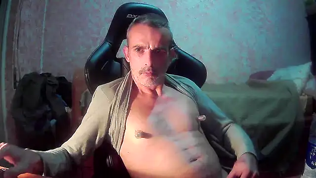 Snapshot of uaintmybabbydaddy chatting on 11-23-25, 02:44 uaintmybabbydaddy online show from 11-23-25, 02:44