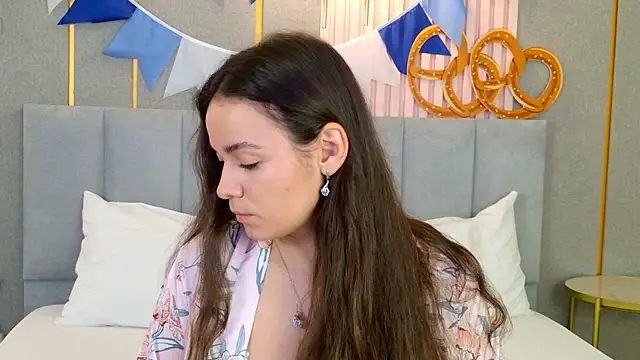 GabiBatista online show from 10-05-25, 05:06