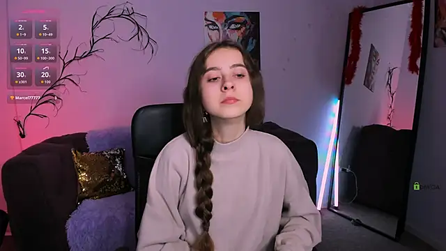 rebecca smile online show from 11-20-25, 01:33