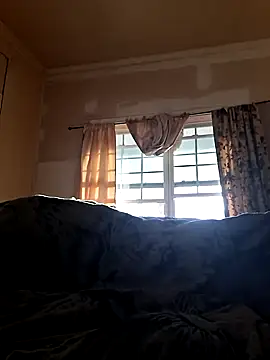 Snapshot of ThrowedWorldWide chatting on 11-19-25, 09:48 ThrowedWorldWide online show from 11-19-25, 09:48