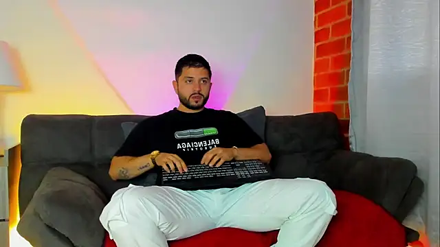 TomSloam online show from 10-23-25, 07:56