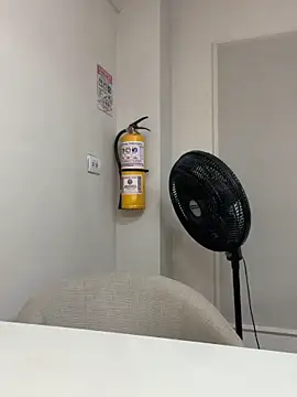 Snapshot of theladymonserrateshow chatting on 12-01-25, 12:10 theladymonserrateshow online show from 12-01-25, 12:10