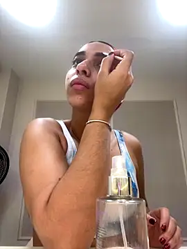 Snapshot of theladymonserrateshow chatting on 12-02-25, 12:10 theladymonserrateshow online show from 12-02-25, 12:10