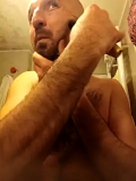 Snapshot of krerem chatting on 02-13-26, 12:23 krerem online show from 02-13-26, 12:23