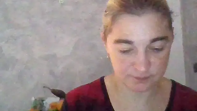 Snapshot of GoldenAngelMilf chatting on 11-03-25, 08:48 GoldenAngelMilf online show from 11-03-25, 08:48