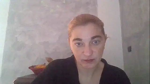 Snapshot of GoldenAngelMilf chatting on 02-19-26, 12:12 GoldenAngelMilf online show from 02-19-26, 12:12