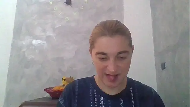 Snapshot of GoldenAngelMilf chatting on 03-12-26, 07:25 GoldenAngelMilf online show from 03-12-26, 07:25