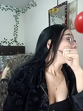 YaraDuartee online show from 02-17-26, 12:40