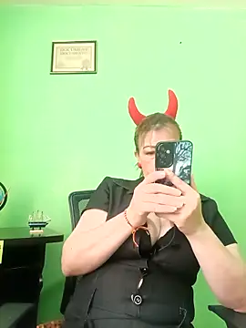 VANESSA  01 online show from 11-01-25, 02:08