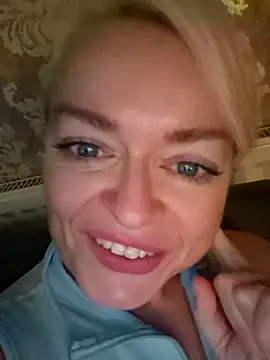 demidelightfulxx online show from 10-29-25, 08:05