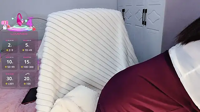 Snapshot of Juno-Ruirui chatting on 01-10-26, 01:02 Juno-Ruirui online show from 01-10-26, 01:02