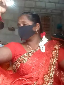 Snapshot of Tamil_Hot_Sandy chatting on 11-10-25, 03:49 Tamil Hot Sandy online show from 11-10-25, 03:49