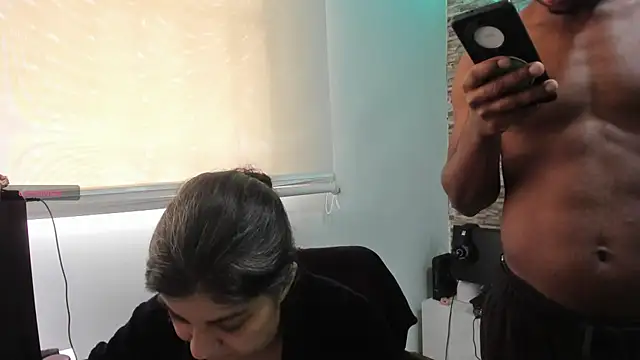 Yin yang hot online show from 11-23-25, 03:45