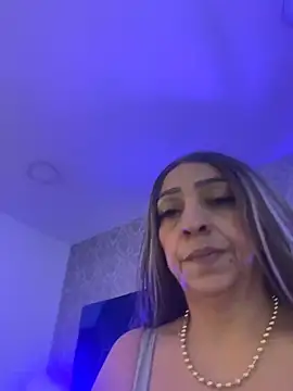 Angelina Roa online show from 05-26-26, 02:35