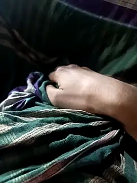 Snapshot of WrongAngle30 chatting on 11-11-25, 08:42 WrongAngle30 online show from 11-11-25, 08:42