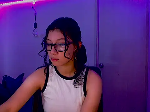 Ivonnybonn online show from 01-06-26, 08:12