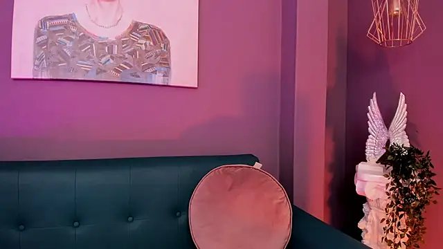 Snapshot of Alessiia__ chatting on 11-29-25, 03:09 Alessiia online show from 11-29-25, 03:09