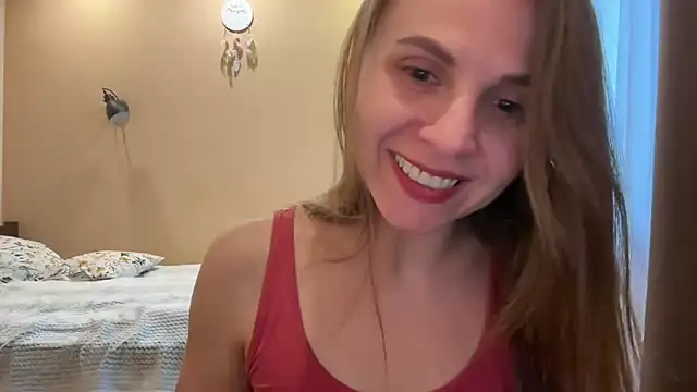 Snapshot of AnnieLove7722 chatting on 05-11-26, 05:21 AnnieLove7722 online show from 05-11-26, 05:21