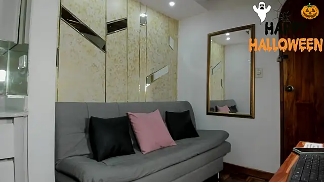 sofi laane online show from 10-17-25, 02:48