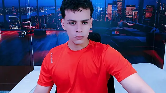 Snapshot of DominicBlazze chatting on 10-14-25, 07:03 DominicBlazze online show from 10-14-25, 07:03